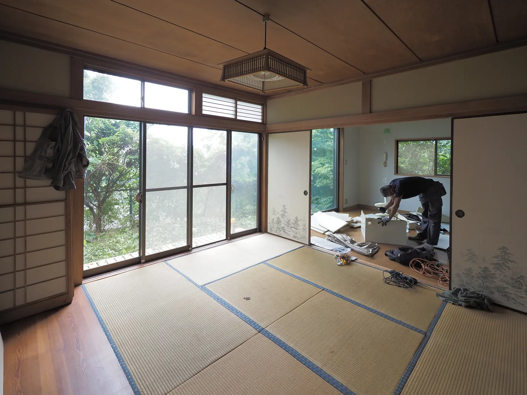 改修前の和室と食堂